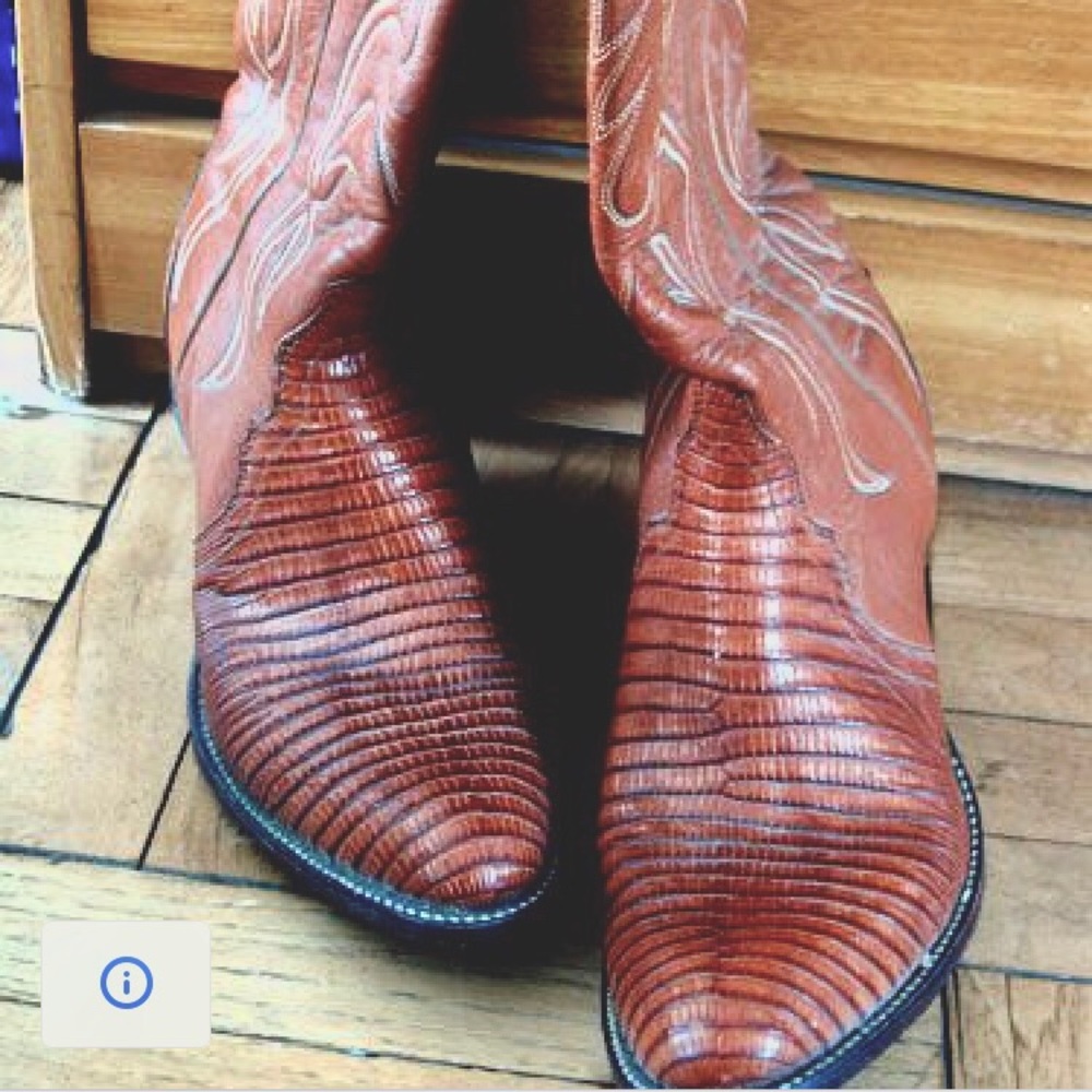 Women's Vintage Hand-Made Cowboy Boots (Size 8)